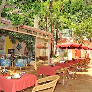 https://kyriad-menton-06505.fr-provencehotel.com