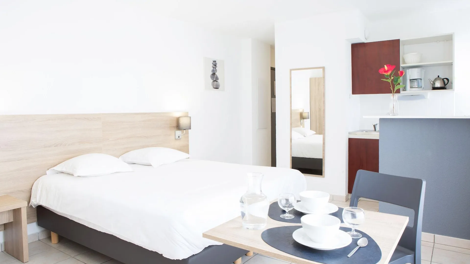 Comfort Aparthotel Divonne La Versoix Hotel