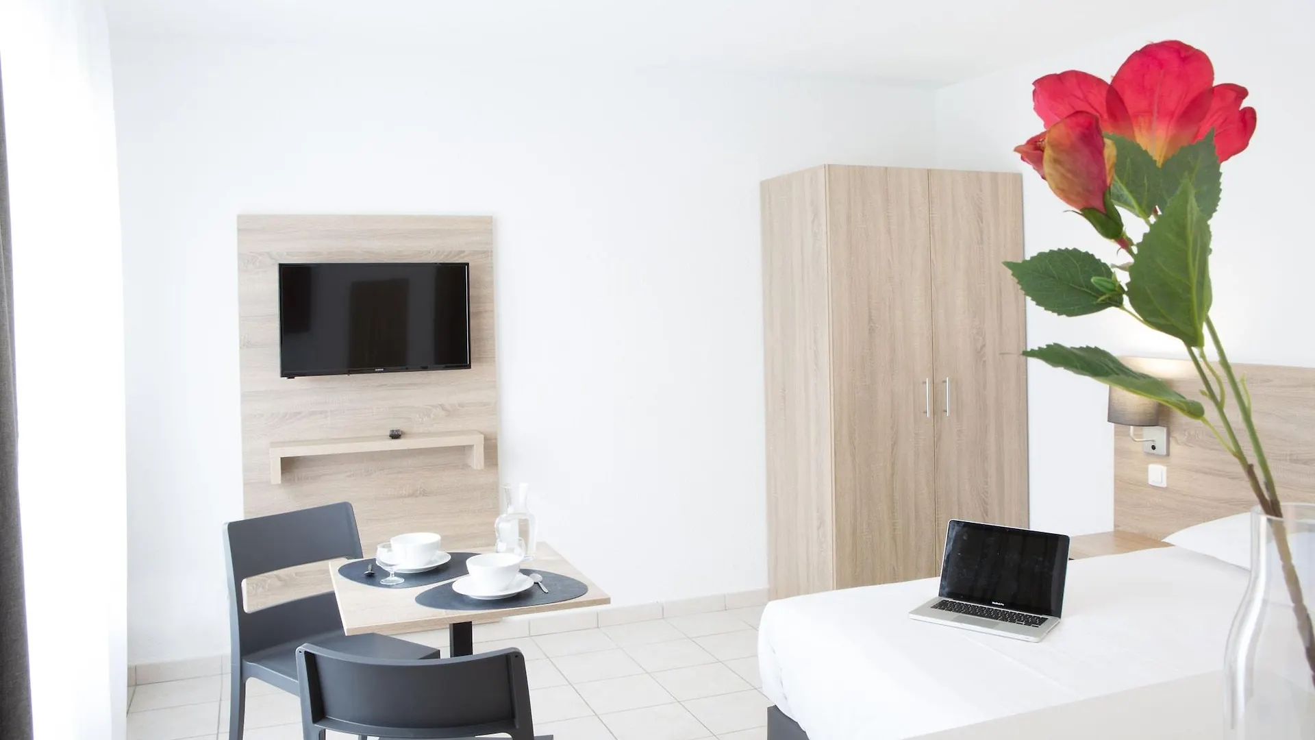 Comfort Aparthotel Divonne La Versoix France
