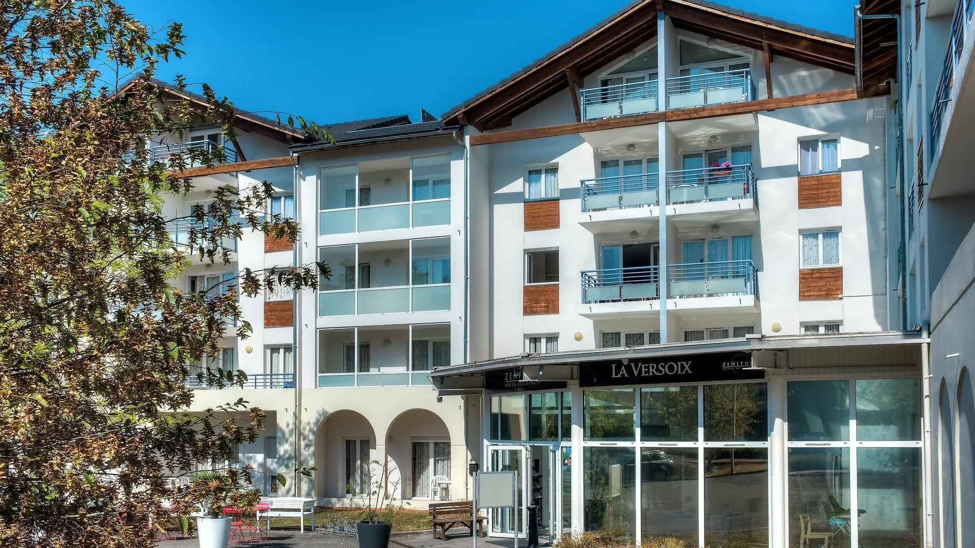 *** Hotel Comfort Aparthotel Divonne La Versoix France